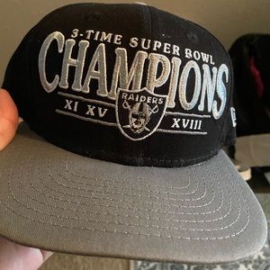 Oakland Raiders Super Bowl hat